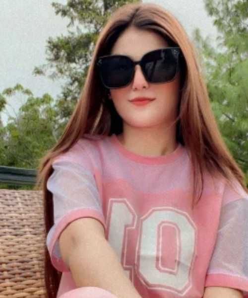 Top Elite Escorts Available in Karachi