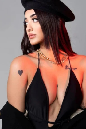 call girls in karachi